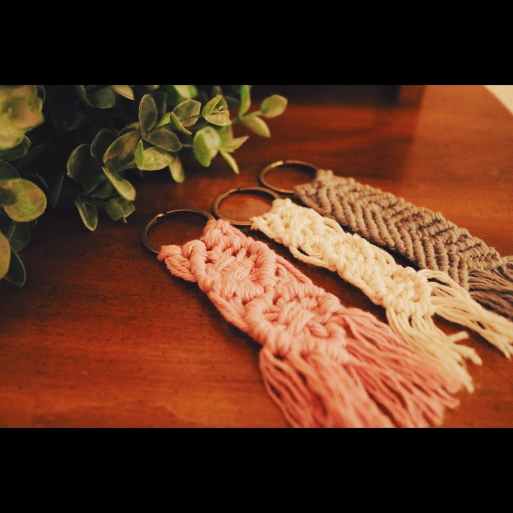 Macrame keychains - Picture 4 of 4